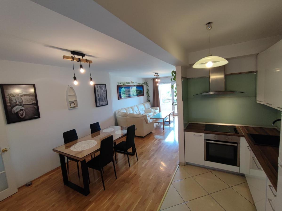 Apartments M&M Makarska Bagian luar foto