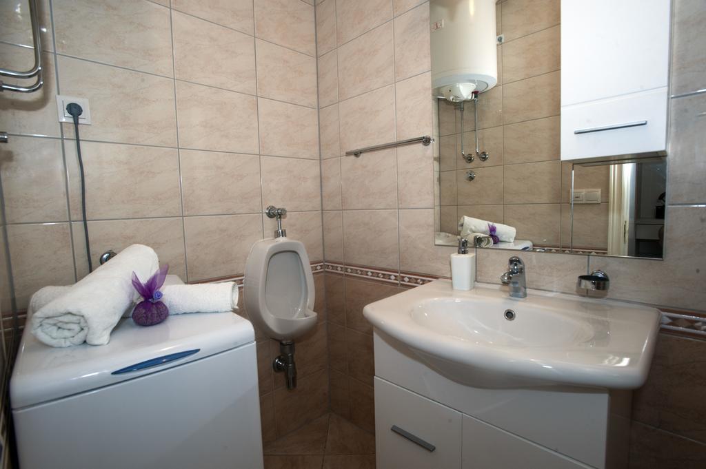 Apartments M&M Makarska Bagian luar foto