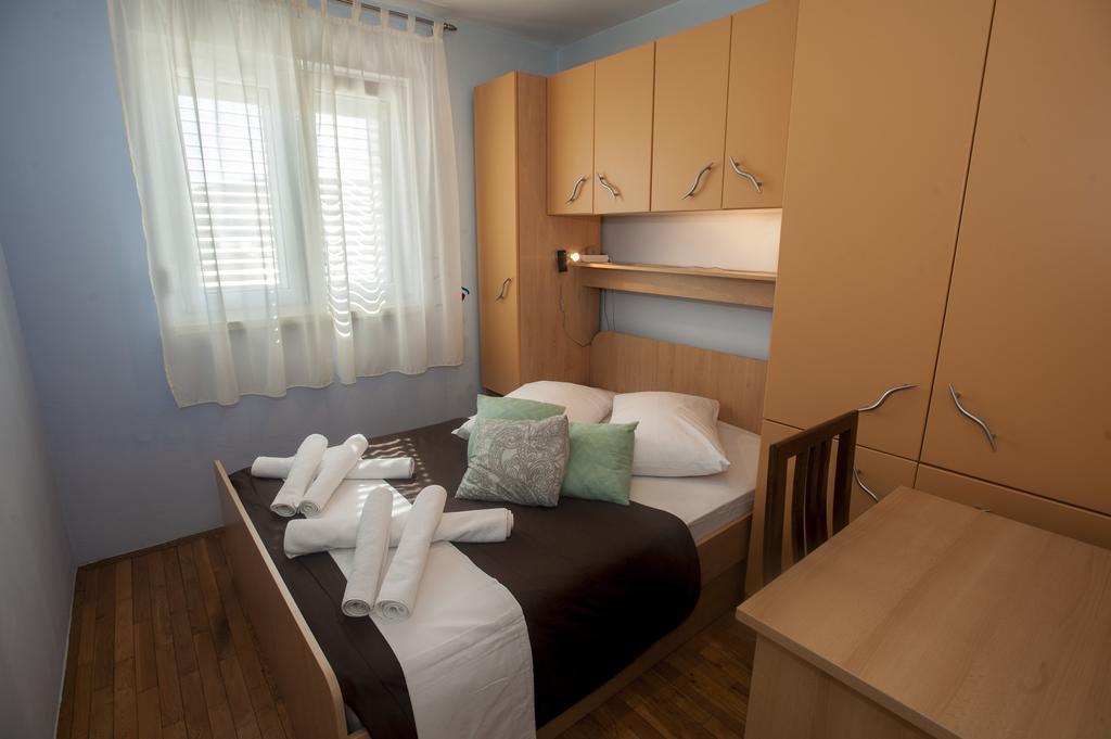 Apartments M&M Makarska Bagian luar foto